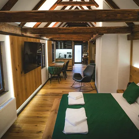 Parkan 127 Apartment Cesky Krumlov